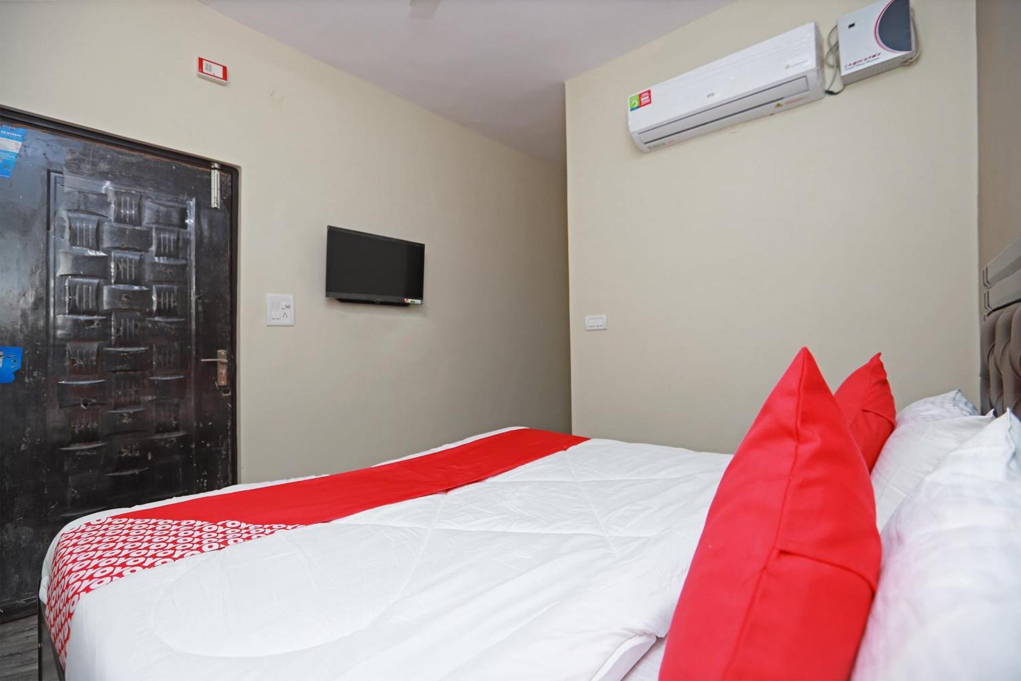 Hotel O Silverline Residency Фарідабад Екстер'єр фото